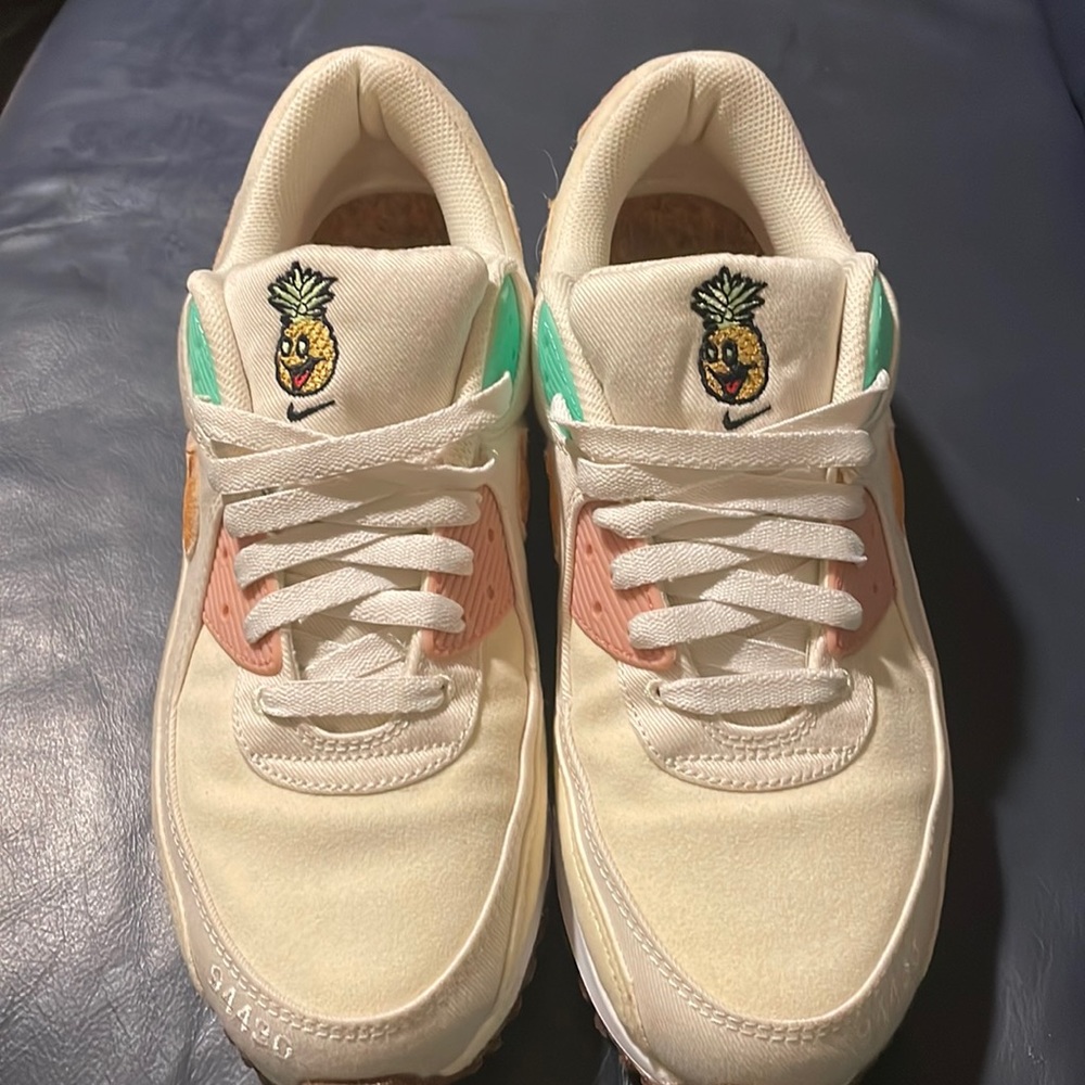 Nike air max 90 shoes